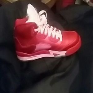 Air Jordans 5 Retro